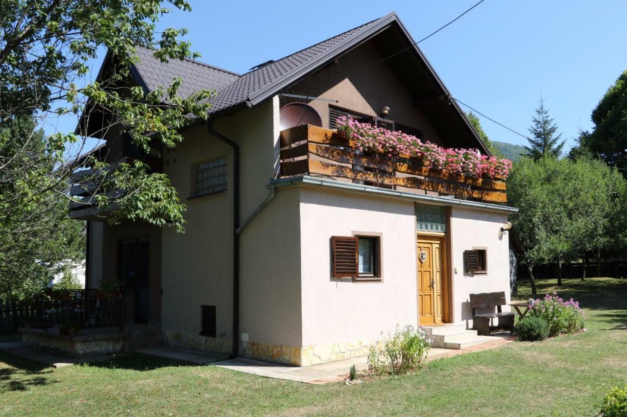 Holiday Home "Iris" Near Plitvice Lakes Rudanovac Bagian luar foto